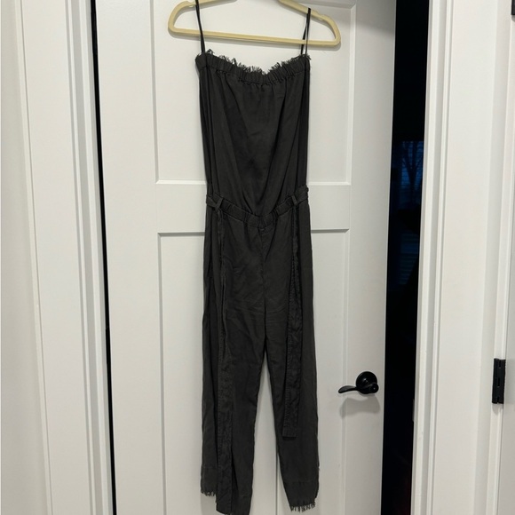 cloth & stone Dresses & Skirts - Cloth and stone grey strapless jump suit
